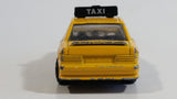 Corgi Auto City No. 93177 Taxi Cab Yellow 5530 Die Cast Toy Car Vehicle