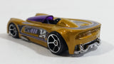 2009 Hot Wheels Connect Cars: Track Legends Monoposto Gold Die Cast Toy Car Vehicle