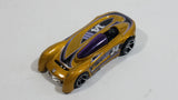 2009 Hot Wheels Connect Cars: Track Legends Monoposto Gold Die Cast Toy Car Vehicle