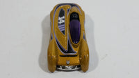 2009 Hot Wheels Connect Cars: Track Legends Monoposto Gold Die Cast Toy Car Vehicle