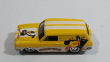 2013 Hot Wheels Pop Culture: Looney Tunes Custom '69 Volkswagen Squareback Daffy Duck Yellow and White Die Cast Toy Car Vehicle