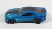 2013 Hot Wheels HW Showroom Garage 2013 Chevy Camaro Special Edition Metalflake Blue Die Cast Toy Muscle Car Vehicle