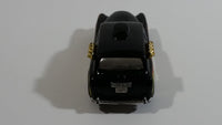 2009 Hot Wheels HW City Works Cockney Cab II Taxi Black Die Cast Toy Car Vehicle