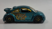 2007 Hot Wheels Pop-Offs Volkswagen New Beetle Cup Metalflake Teal Die Cast Toy Car Vehicle