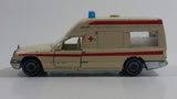 Siku No. 1630 Mercedes-Benz 260 Binz Ambulance Cream White Die Cast Toy Car Rescue Emergency Vehicle with Opening Doors