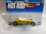 2000 Hot Wheels Hot Rod Magazine Track T "Wayne's Body Shop" Yellow Die Cast Toy Car Vehicle New in Package