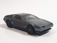 2014 Hot Wheels HW City - Speed Team '81 DeLorean DMC-12 Brushed Metalflake Silver Die Cast Toy Car Vehicle