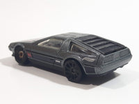 2014 Hot Wheels HW City - Speed Team '81 DeLorean DMC-12 Brushed Metalflake Silver Die Cast Toy Car Vehicle