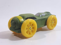 2017 Nerf Nitro Foam Green and Yellow Toy Car Vehicle