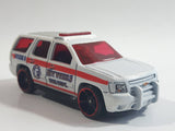 2009 Hot Wheels HW City Works '07 Chevy Tahoe Fire Dept. Rescue #8 White Die Cast Toy Car Emergency Vehicle