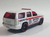 2009 Hot Wheels HW City Works '07 Chevy Tahoe Fire Dept. Rescue #8 White Die Cast Toy Car Emergency Vehicle