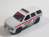 2009 Hot Wheels HW City Works '07 Chevy Tahoe Fire Dept. Rescue #8 White Die Cast Toy Car Emergency Vehicle