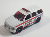 2009 Hot Wheels HW City Works '07 Chevy Tahoe Fire Dept. Rescue #8 White Die Cast Toy Car Emergency Vehicle