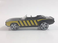 2008 Hot Wheels 1969 Chevrolet Camaro Convertible Black w/ Yellow Bee Die Cast Toy Car Vehicle