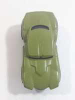 2014 Hot Wheels Marvel Character Cars Hulk Olive Green and Purple Die Cast Toy Car Vehicle