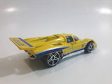 2009 Hot Wheels HW Special Features Ferrari 512M Yellow Die Cast Toy Car Vehicle with Opening Engine Bay