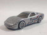 2001 Hot Wheels '97 Corvette Silver Die Cast Toy Car Vehicle