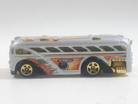 2002 Hot Wheels Spares 'N Strikes Surfin' School Bus Metalflake Silver Die Cast Toy Car Vehicle