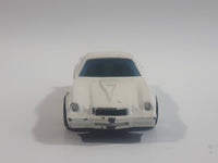 1996 Hot Wheels Chevrolet Camaro Z28 White Die Cast Toy Muscle Car Vehicle