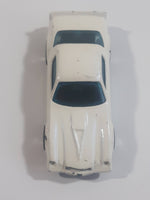 1996 Hot Wheels Chevrolet Camaro Z28 White Die Cast Toy Muscle Car Vehicle