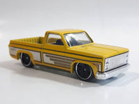 2014 Hot Wheels HW Off-Road Hot Trucks '83 Chevy Silverado Truck Yellow Die Cast Toy Car Vehicle