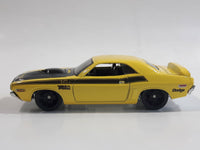 2014 Hot Wheels HW Workshop - HW Performance '71 Dodge Challenger Yellow Die Cast Toy Muscle Car Vehicle