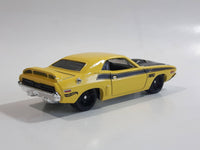 2014 Hot Wheels HW Workshop - HW Performance '71 Dodge Challenger Yellow Die Cast Toy Muscle Car Vehicle