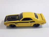 2014 Hot Wheels HW Workshop - HW Performance '71 Dodge Challenger Yellow Die Cast Toy Muscle Car Vehicle