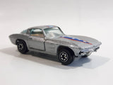 Yatming 1963 Corvette Stingray Silver No. 1078 Die Cast Toy Muscle Car Vehicle with Opening Doors