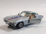 Yatming 1963 Corvette Stingray Silver No. 1078 Die Cast Toy Muscle Car Vehicle with Opening Doors