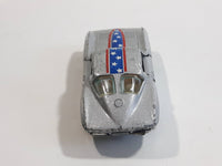 Yatming 1963 Corvette Stingray Silver No. 1078 Die Cast Toy Muscle Car Vehicle with Opening Doors