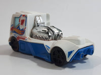 2013 Hot Wheels HW Racing Rennen Rig White Blue Die Cast Toy Car Vehicle