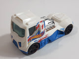 2013 Hot Wheels HW Racing Rennen Rig White Blue Die Cast Toy Car Vehicle