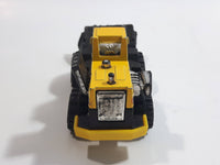 2014 Hot Wheels HW City City Works CAT Wheel Loader Yellow and Black Die Cast Toy Construction Vehicle