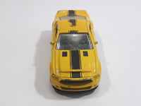 2011 Hot Wheels '10 Ford Shelby GT500 Super Snake Yellow Die Cast Toy Car Vehicle