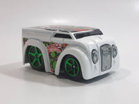 2005 Hot Wheels Crazed Clowns II Blings Dairy Delivery Van White Die Cast Toy Car Vehicle