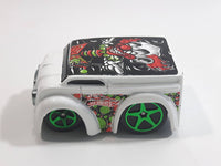 2005 Hot Wheels Crazed Clowns II Blings Dairy Delivery Van White Die Cast Toy Car Vehicle