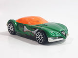 2009 Hot Wheels Dino Splash Tail Golden Arrow Green Die Cast Toy Car Vehicle