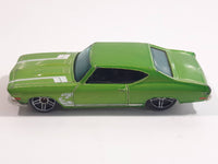 2009 Hot Wheels Muscle Mania '69 Chevelle SS 396 Metalflake Light Green Die Cast Toy Muscle Car Vehicle