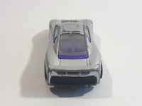 1998 Hot Wheels Dash 4 Cash Series Jaguar XJ220 Silver Die Cast Toy Car Vehicle