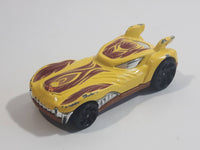 2017 Hot Wheels Street Beasts Howlin' Heat Yellow Die Cast Toy Car Vehicle