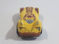 2017 Hot Wheels Street Beasts Howlin' Heat Yellow Die Cast Toy Car Vehicle