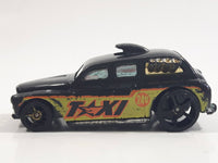 2009 Hot Wheels HW City Works Cockney Cab II Taxi Black Die Cast Toy Car Vehicle