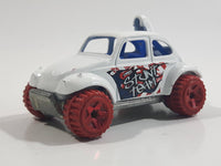 2015 Hot Wheels Stunt Devil Baja Bug Stunt Team White Die Cast Toy Car Vehicle