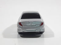 MotorMax 6143-6 Silver Sedan 1/64 Scale Die Cast Toy Car Vehicle