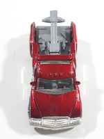 2006 Matchbox Hitch 'n Haul: Speed Bump 2005 Tow Truck Metalflake Red Die Cast Toy Car Vehicle