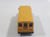 Maisto Fresh Metal Color Changing Surf School Bus Yellow / Orange Die Cast Toy Car Vehicle