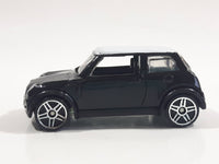 2005 Hot Wheels 2001 Mini Cooper Black Die Cast Toy Car Vehicle