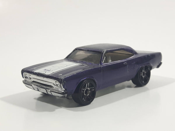 2005 Hot Wheels Muscle Mania '70 Roadrunner Dark Purple Die Cast Toy Muscle Car Vehicle