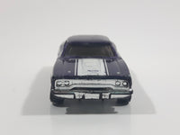 2005 Hot Wheels Muscle Mania '70 Roadrunner Dark Purple Die Cast Toy Muscle Car Vehicle